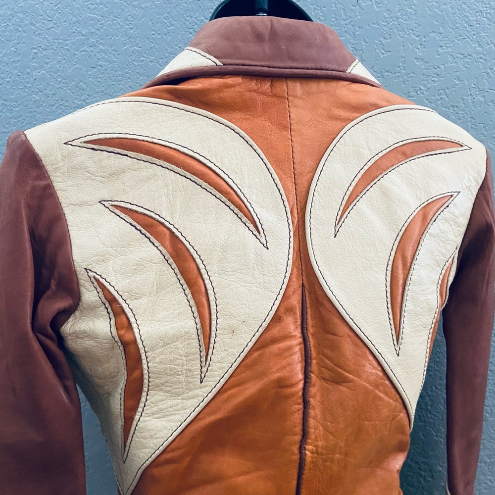 East West Musical Instruments Vintage late 60s early 70s Soft Leather Jacket! - Picture 7 of 10